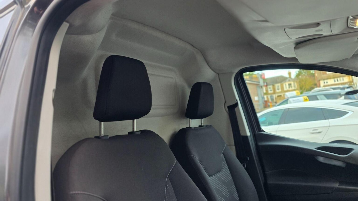 Used Ford Transit Courier 2018 for sale - 77459969: Photo 13