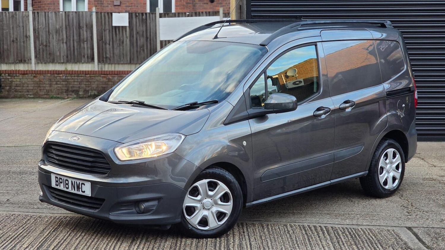 Used Ford Transit Courier 2018 for sale - 77459969: Photo 2