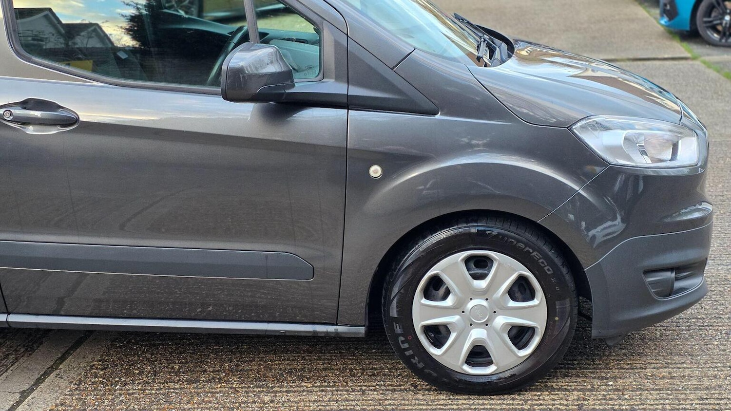 Used Ford Transit Courier 2018 for sale - 77459969: Photo 38