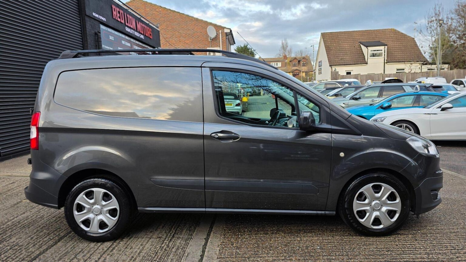 Used Ford Transit Courier 2018 for sale - 77459969: Photo 5