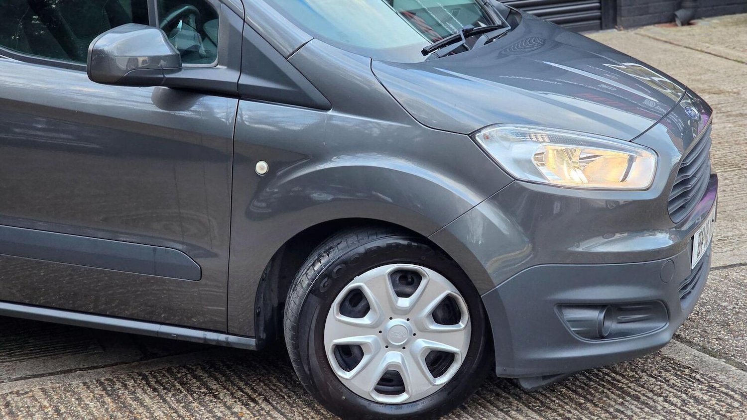 Used Ford Transit Courier 2018 for sale - 77459969: Photo 53