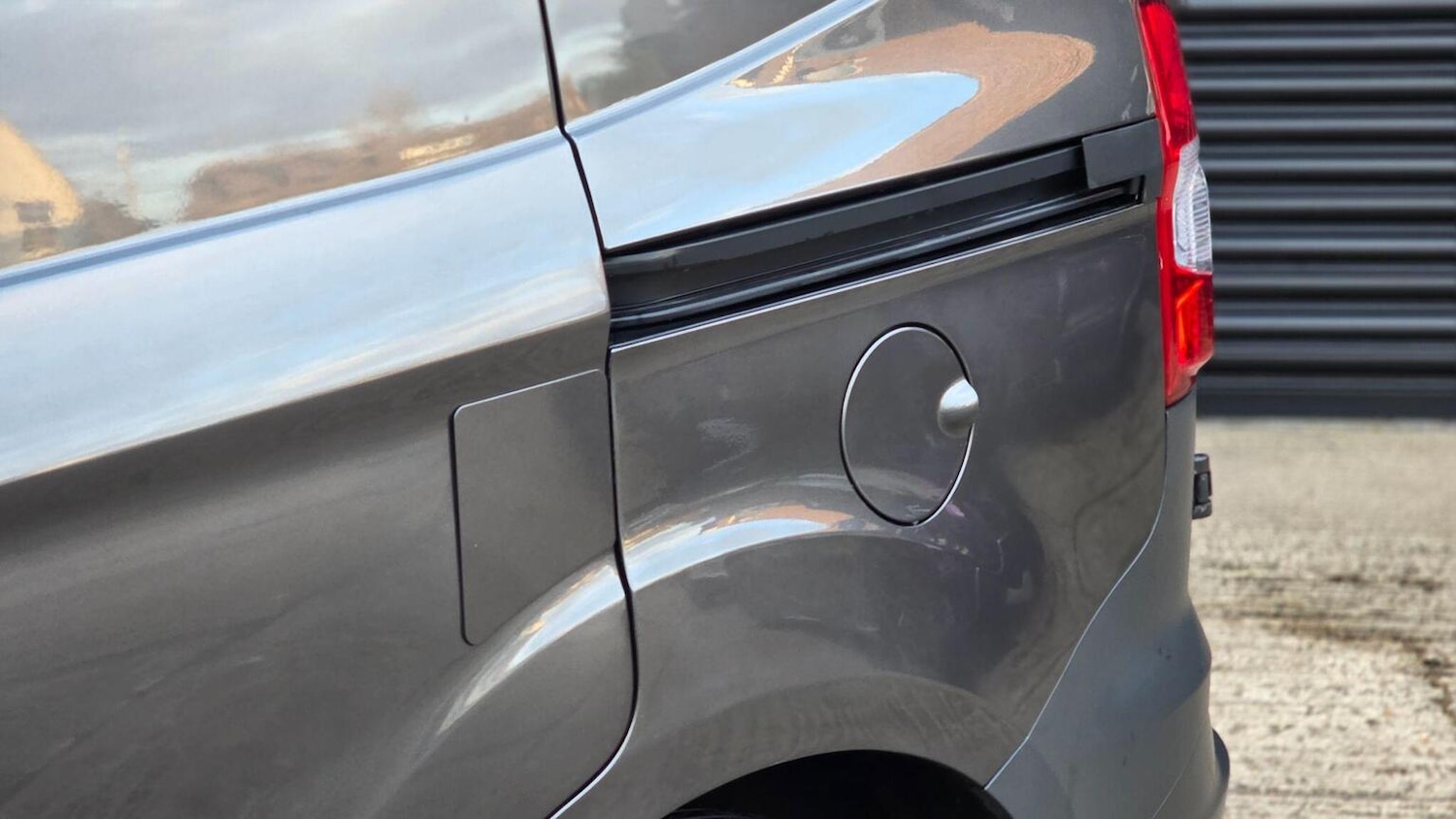 Used Ford Transit Courier 2018 for sale - 77459969: Photo 58