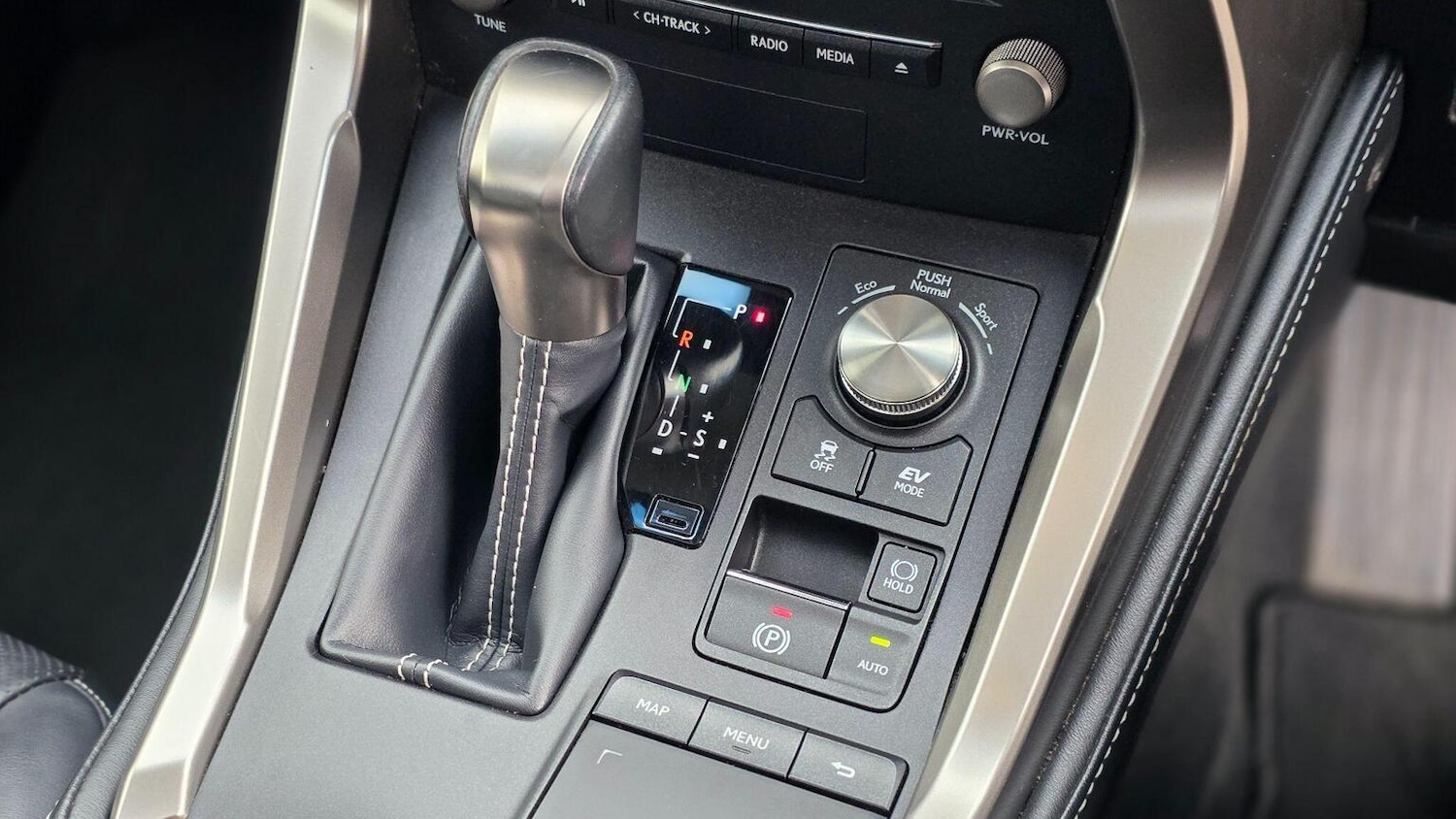 Used Lexus NX 2019 for sale - 76553993: Photo 26