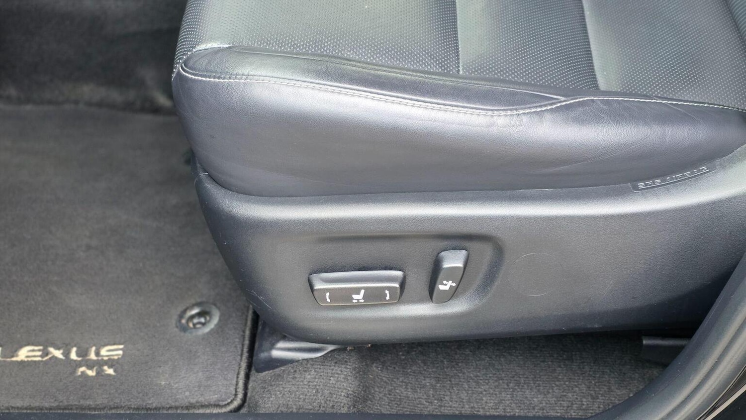 Used Lexus NX 2019 for sale - 76553993: Photo 49