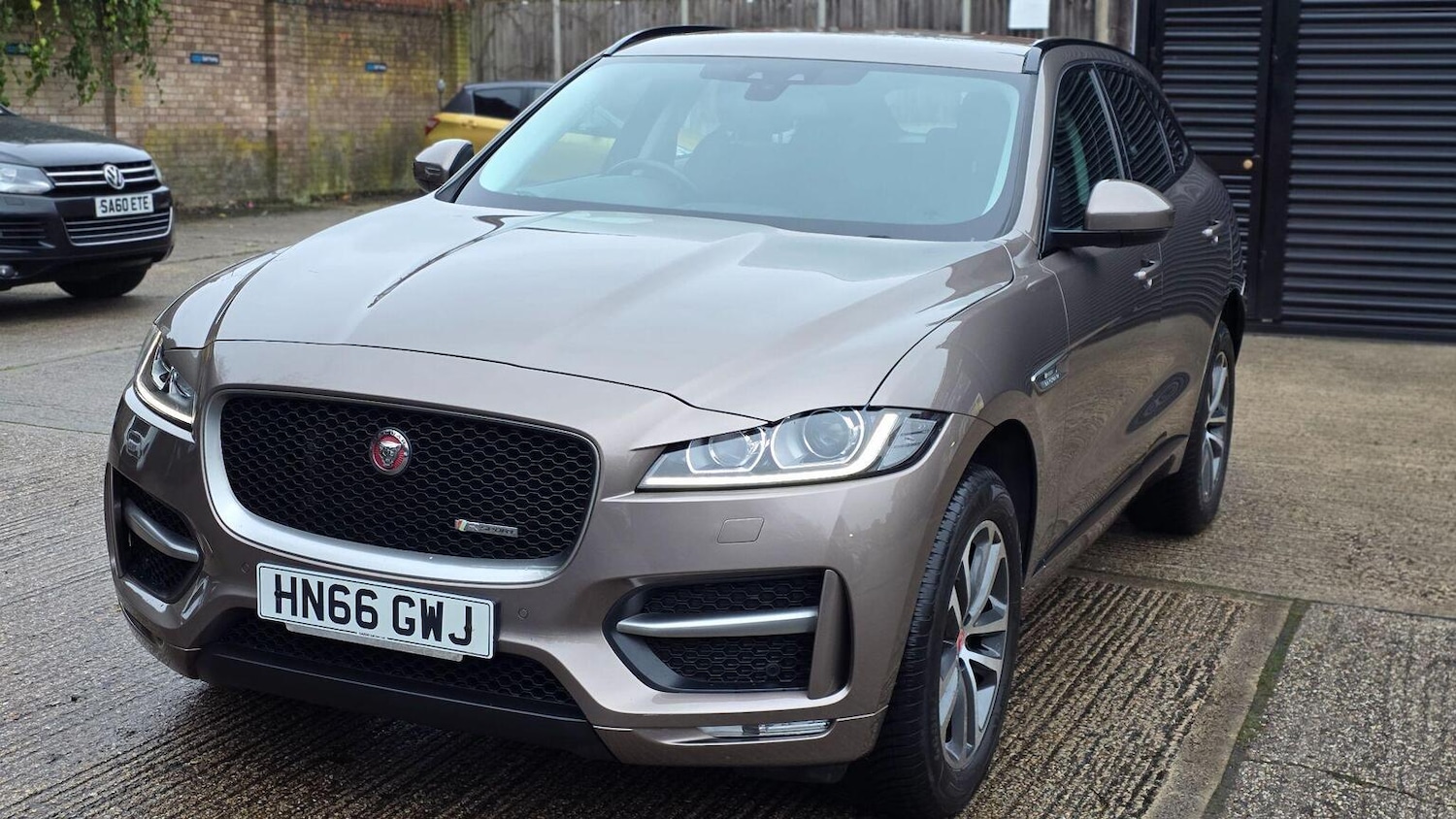 Used Jaguar F-Pace 2016 for sale - 77023129: Photo 10