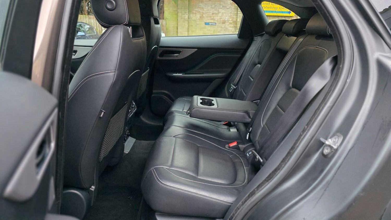 Used Jaguar F-Pace 2016 for sale - 77023129: Photo 12