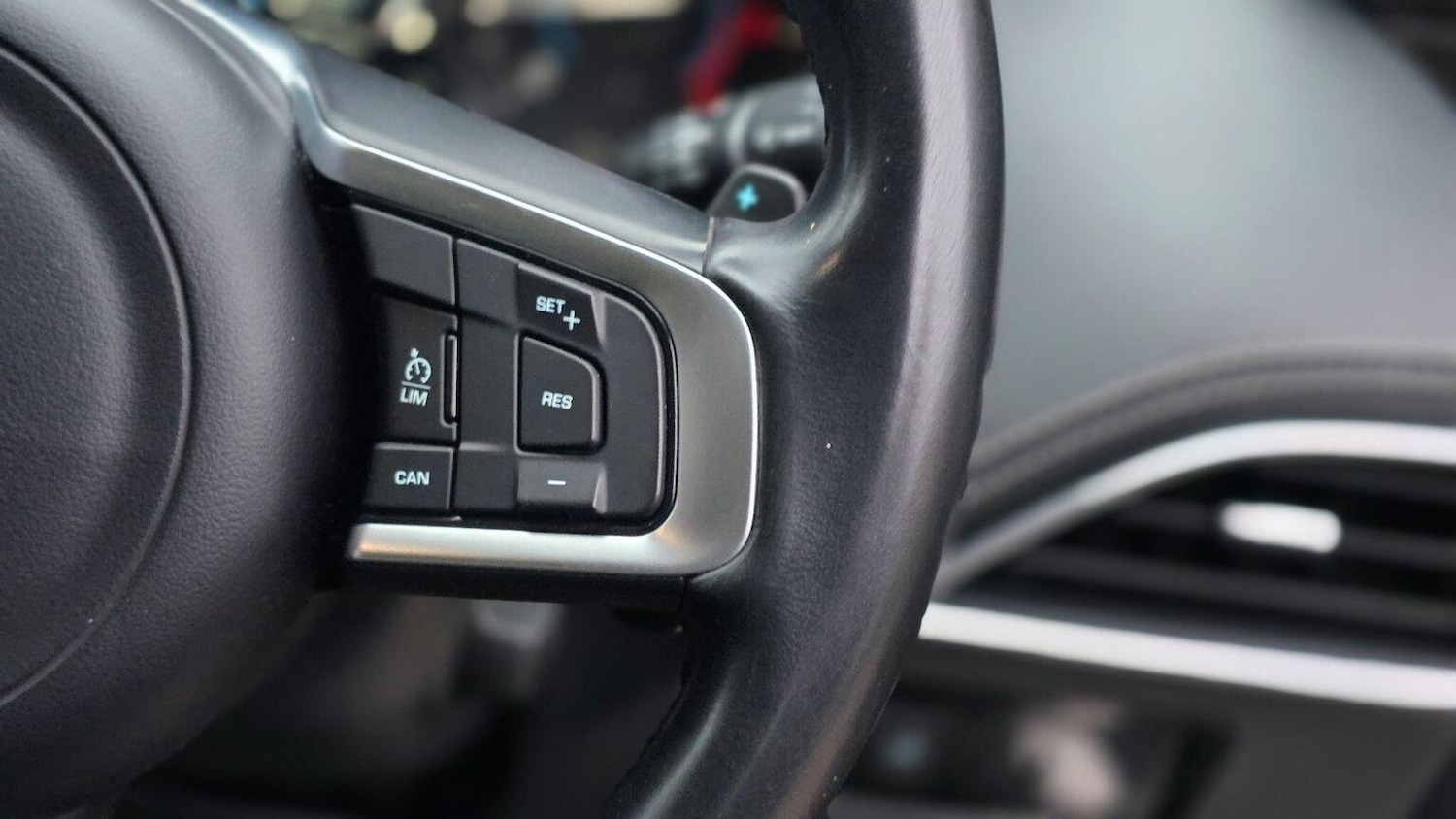 Used Jaguar F-Pace 2016 for sale - 77023129: Photo 36