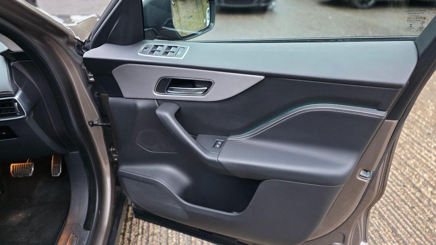 Used Jaguar F-Pace 2016 for sale - 77023129: Photo 42