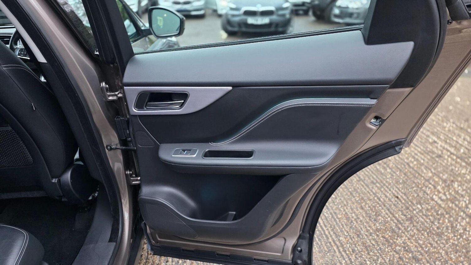 Used Jaguar F-Pace 2016 for sale - 77023129: Photo 45