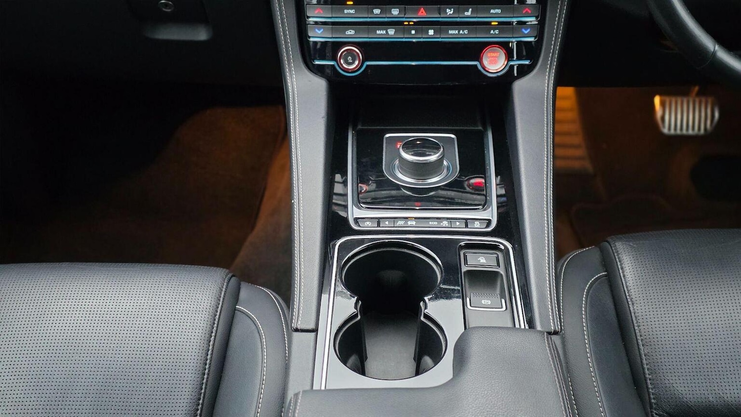 Used Jaguar F-Pace 2016 for sale - 77023129: Photo 47