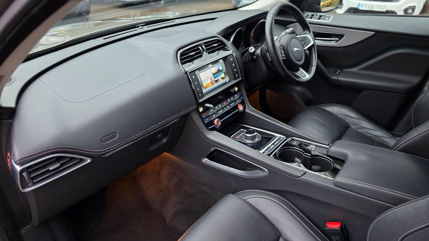 Used Jaguar F-Pace 2016 for sale - 77023129: Photo 52