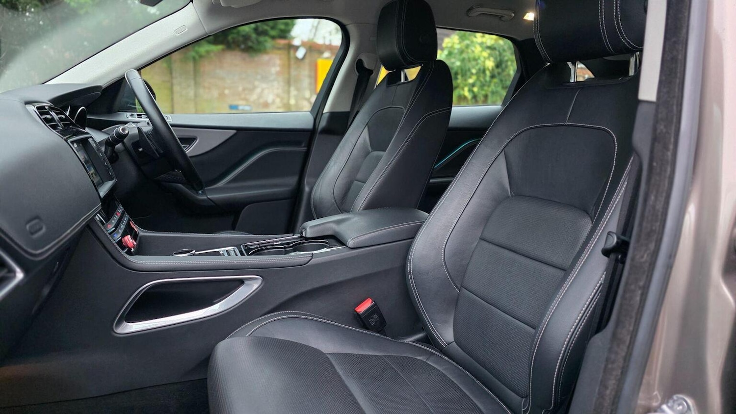 Used Jaguar F-Pace 2016 for sale - 77023129: Photo 53