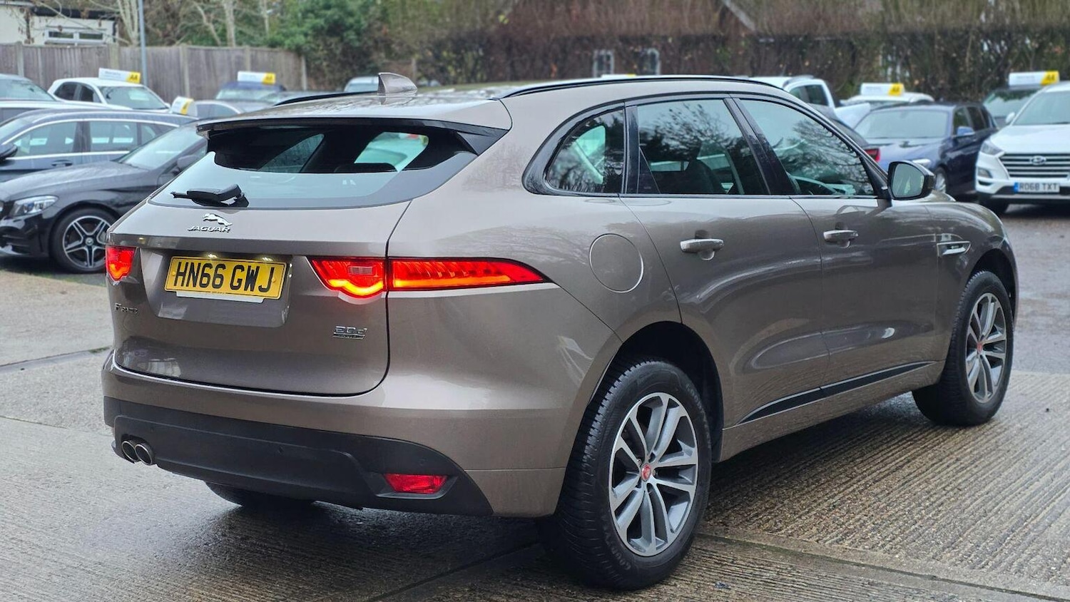 Used Jaguar F-Pace 2016 for sale - 77023129: Photo 6