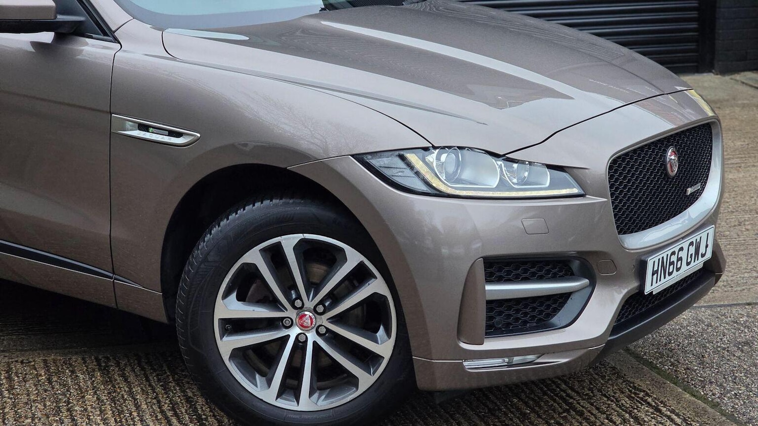 Used Jaguar F-Pace 2016 for sale - 77023129: Photo 77