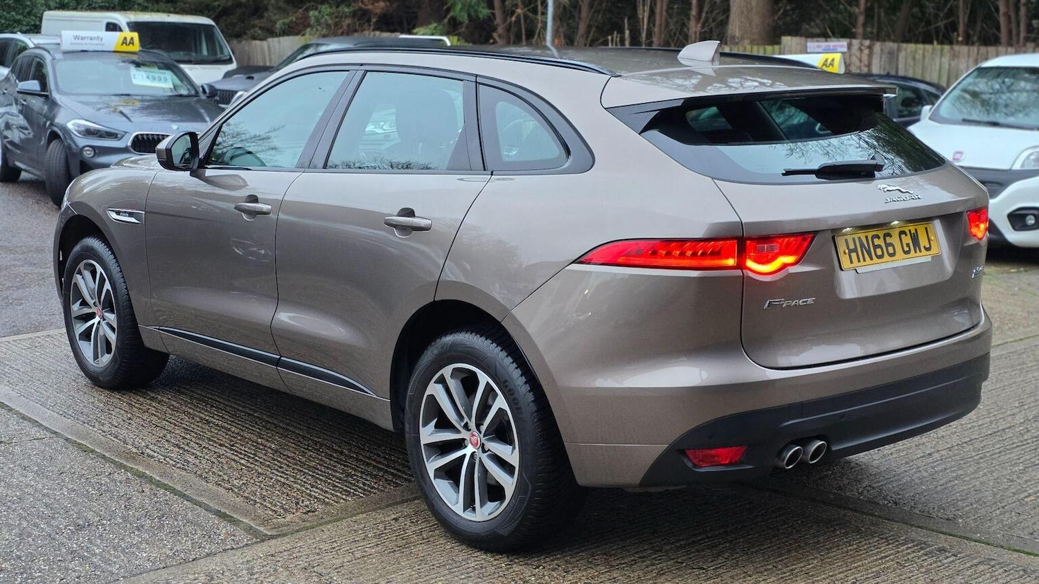 Used Jaguar F-Pace 2016 for sale - 77023129: Photo 8