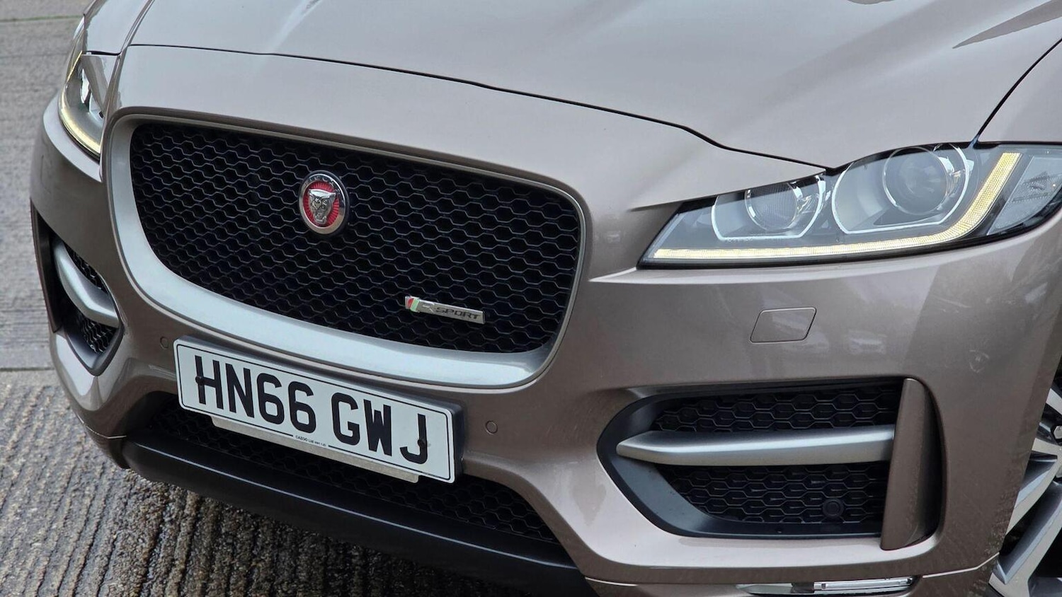 Used Jaguar F-Pace 2016 for sale - 77023129: Photo 90