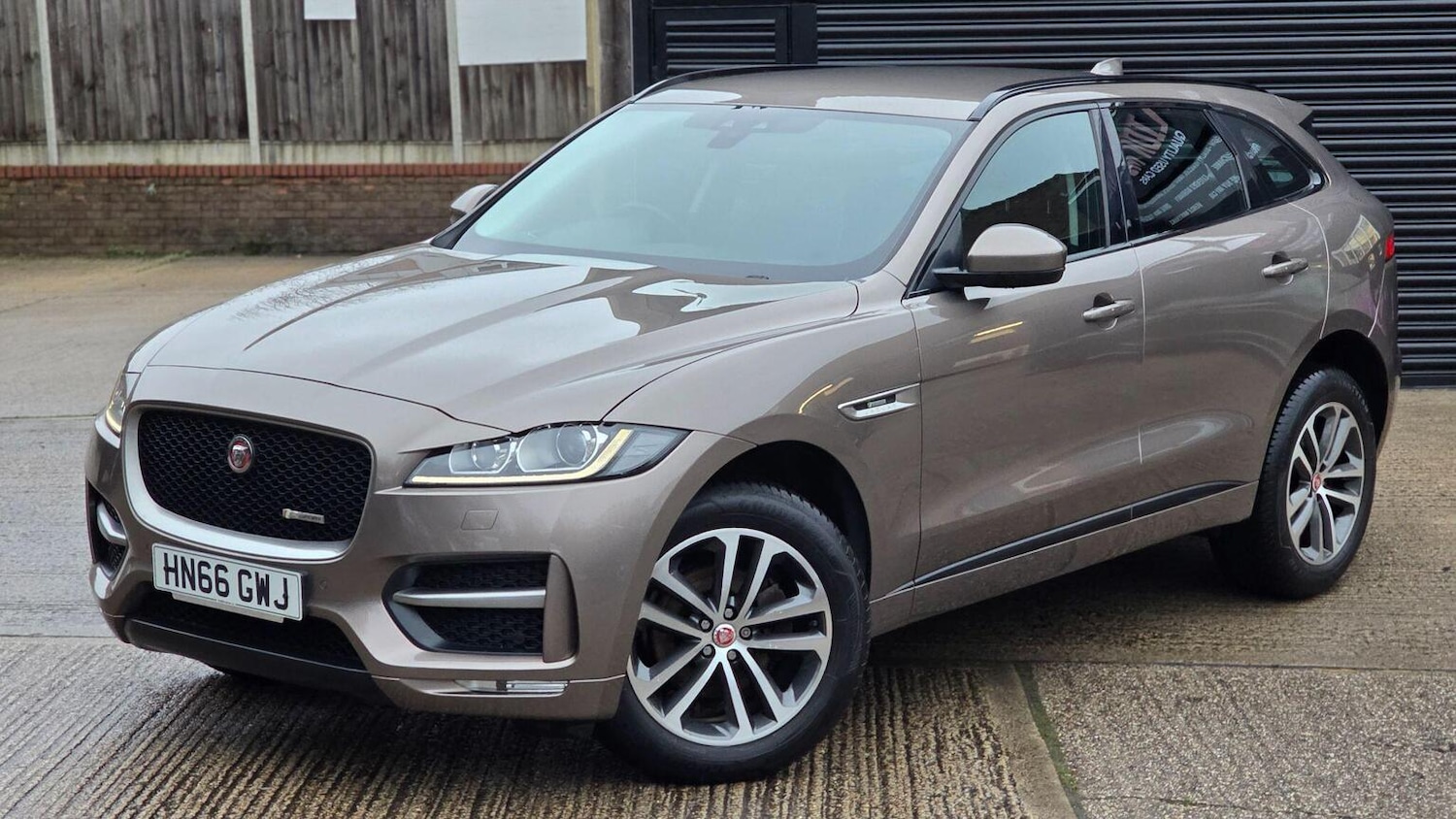 Used Jaguar F-Pace 2016 for sale - 77023129: Photo 93