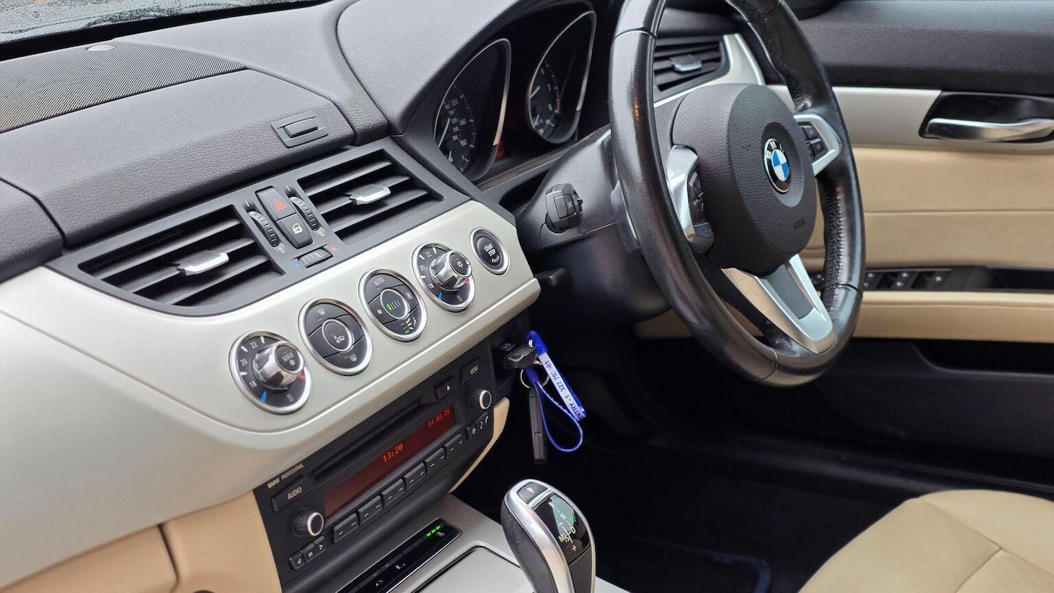 Used BMW Z4 2012 for sale - 77715086: Photo 28