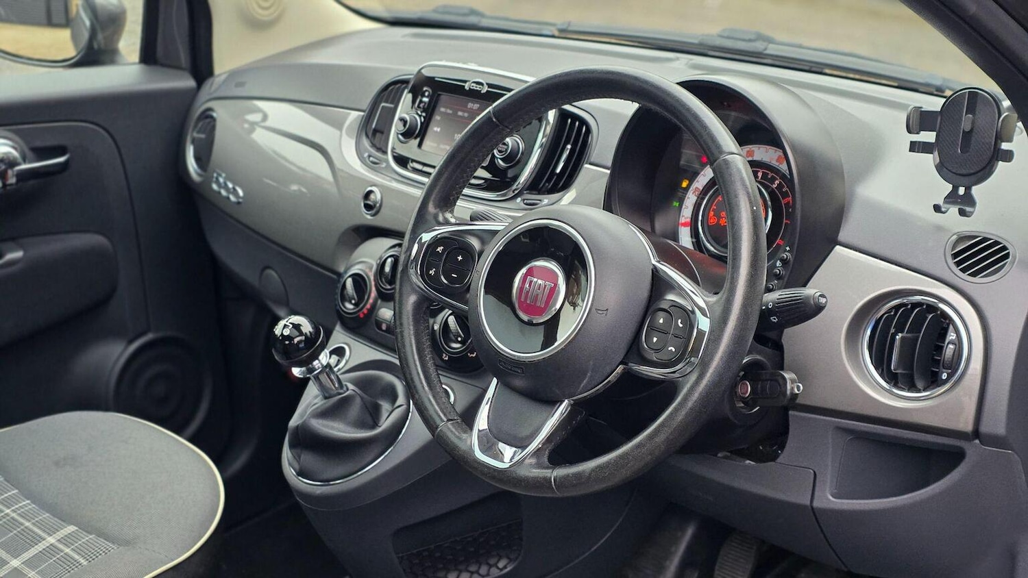 Used Fiat 500 2016 for sale - 77915671: Photo 16