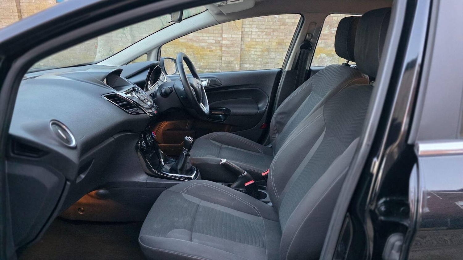 Used Ford Fiesta 2017 for sale - 78176082: Photo 11