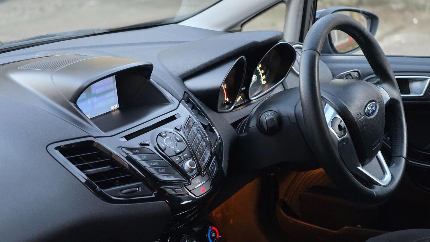 Used Ford Fiesta 2017 for sale - 78176082: Photo 39