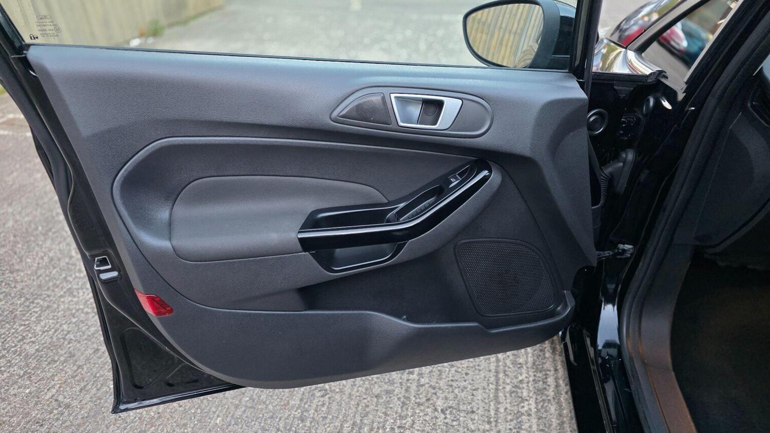 Used Ford Fiesta 2017 for sale - 78176082: Photo 43