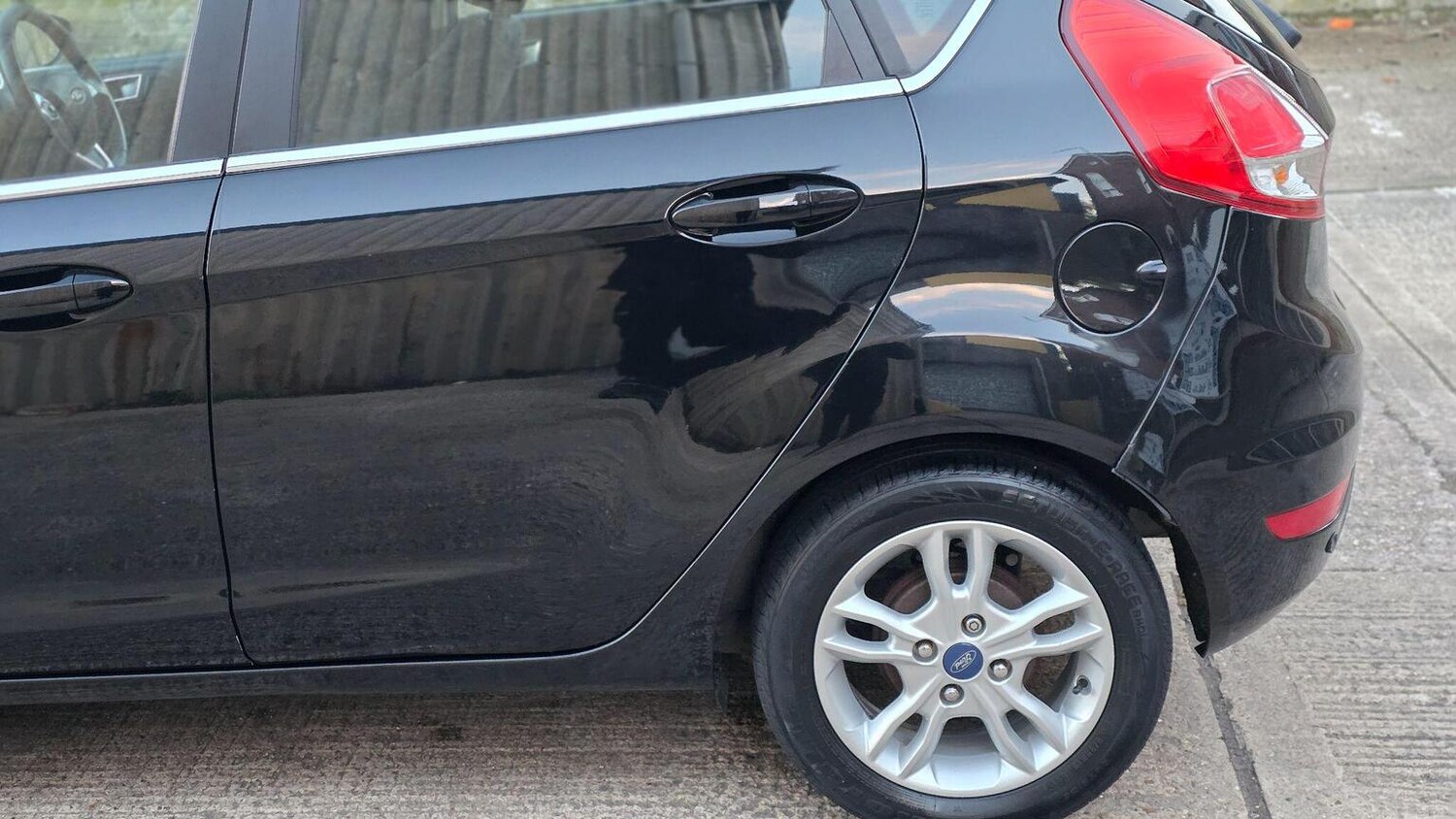 Used Ford Fiesta 2017 for sale - 78176082: Photo 44