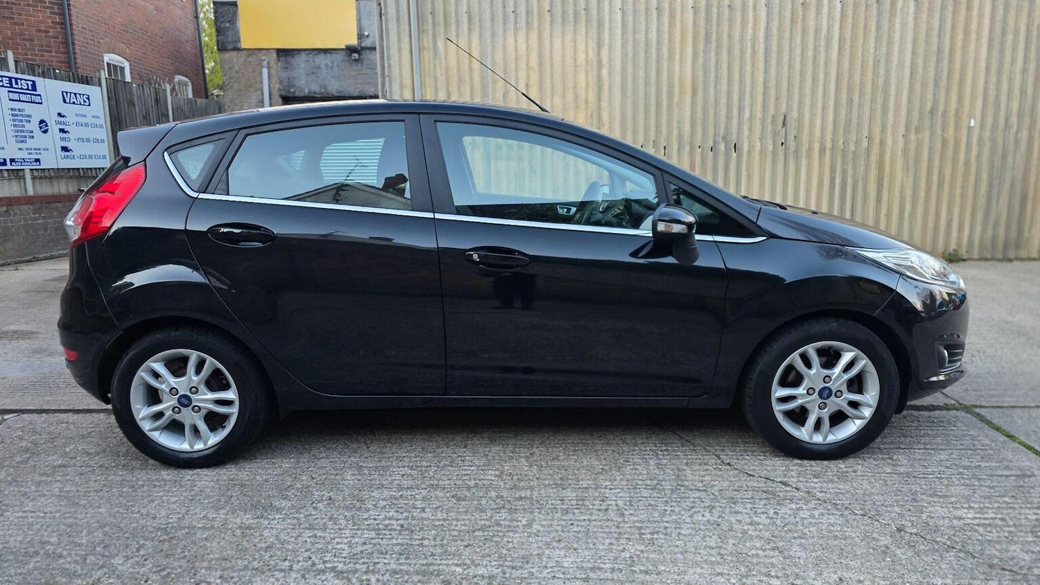 Used Ford Fiesta 2017 for sale - 78176082: Photo 5