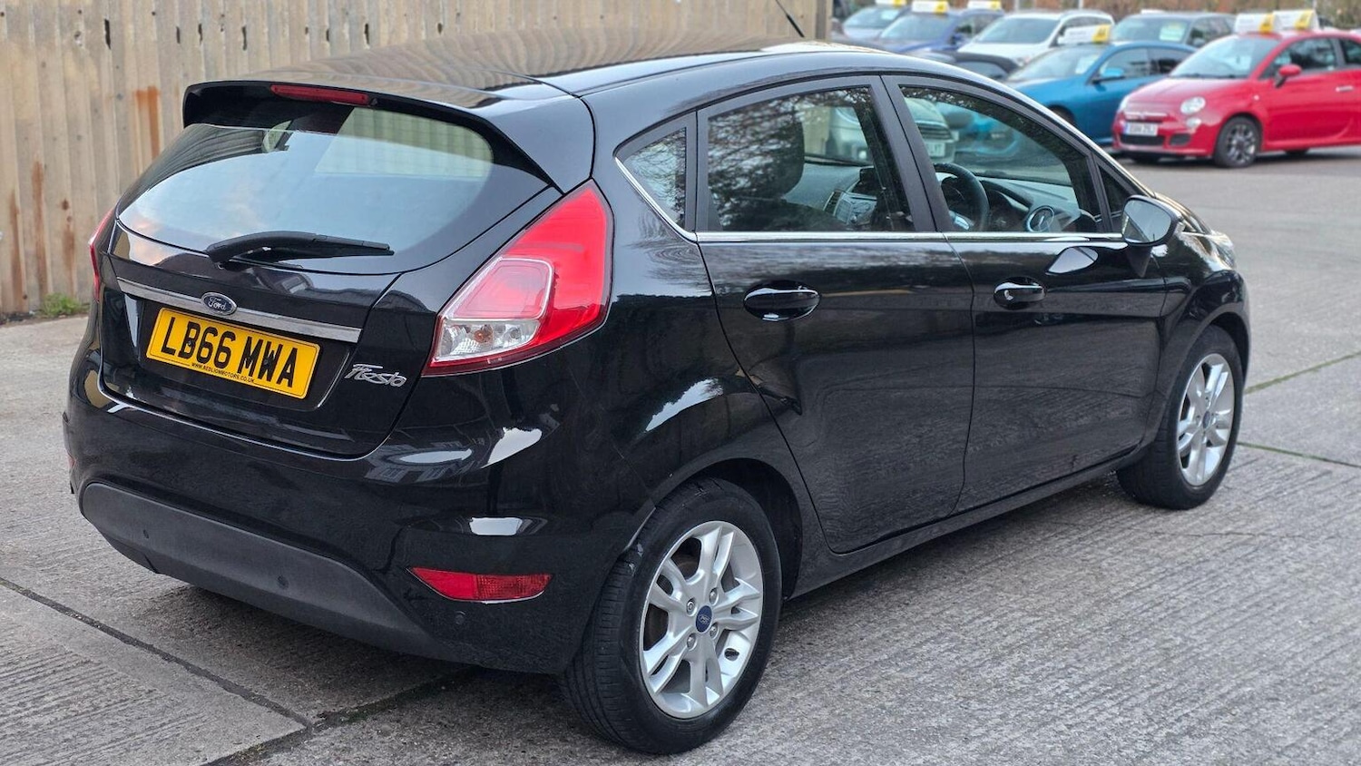 Used Ford Fiesta 2017 for sale - 78176082: Photo 6