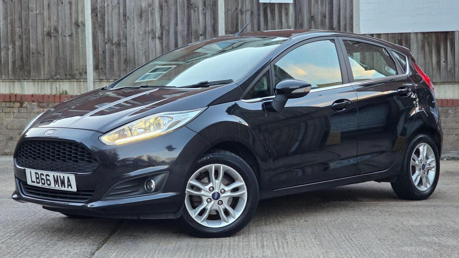 Used Ford Fiesta 2017 for sale - 78176082: Photo 67