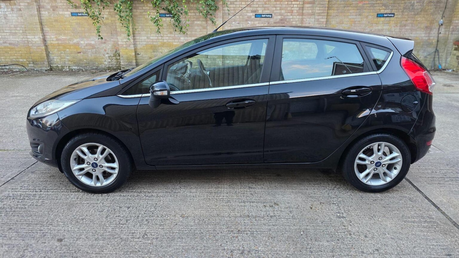 Used Ford Fiesta 2017 for sale - 78176082: Photo 9