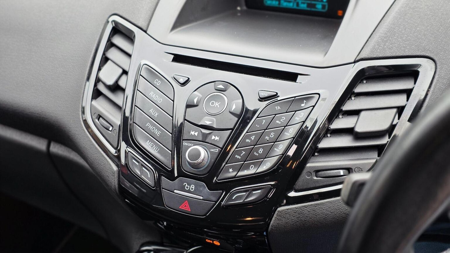 Used Ford Fiesta 2015 for sale - 77635345: Photo 18