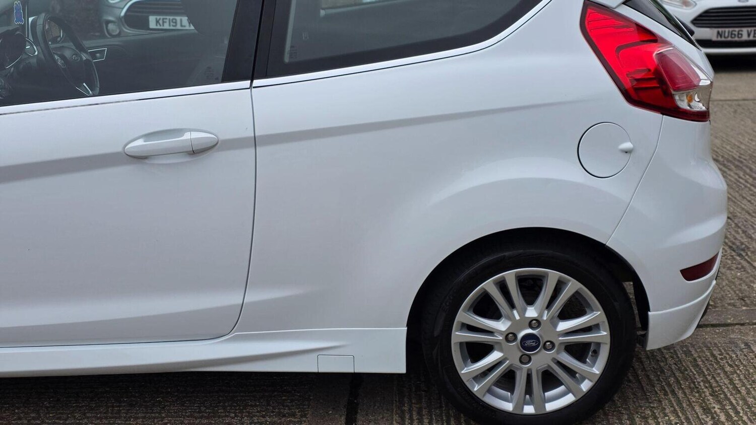 Used Ford Fiesta 2015 for sale - 77635345: Photo 36