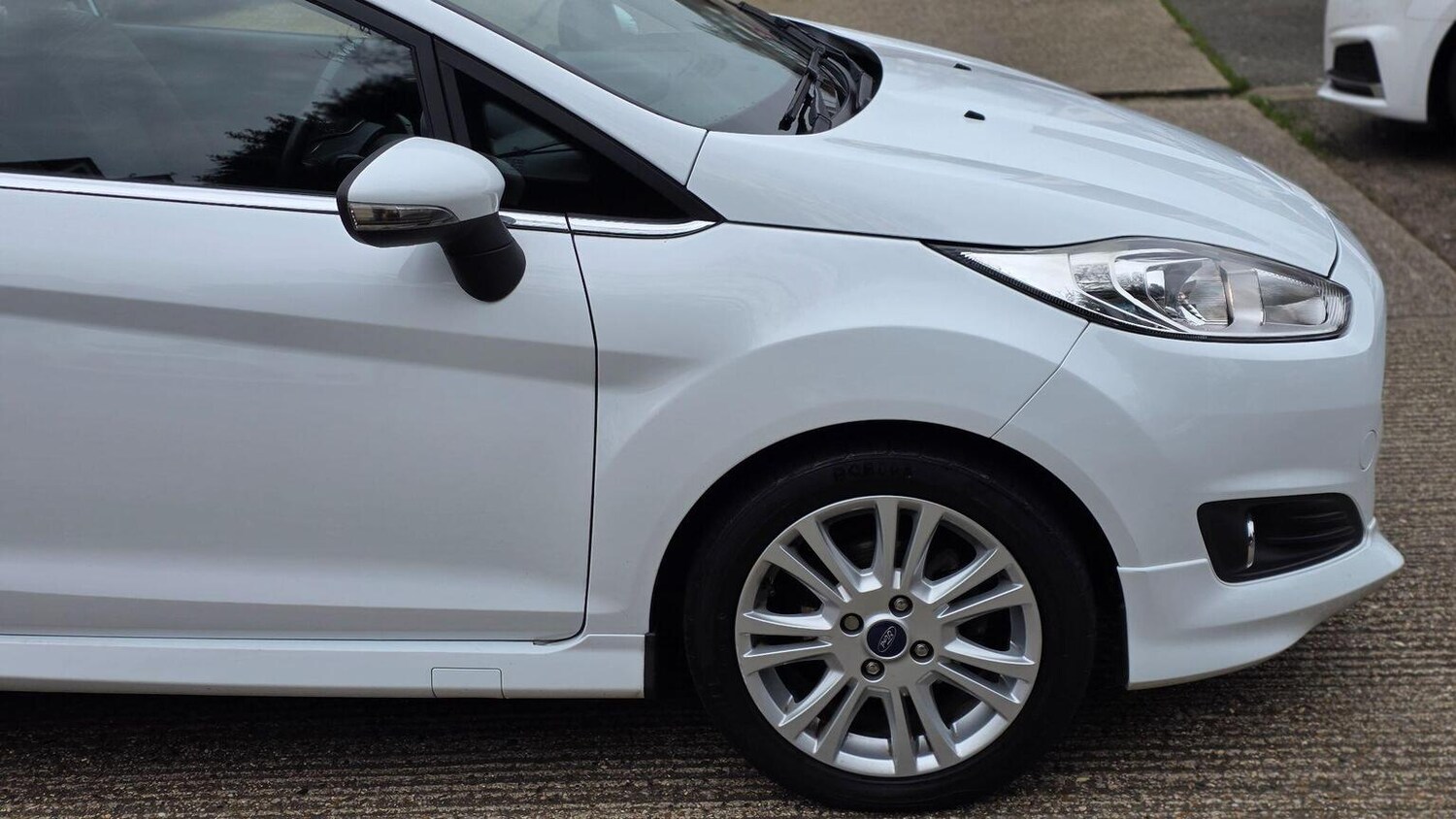 Used Ford Fiesta 2015 for sale - 77635345: Photo 42