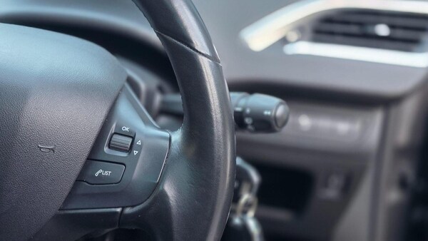 Used Peugeot 2008 2019 for sale - 75664450: Photo 30