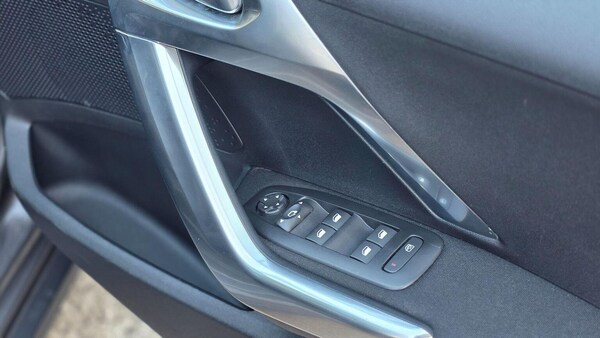 Used Peugeot 2008 2019 for sale - 75664450: Photo 31