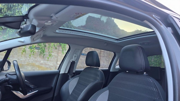 Used Peugeot 2008 2019 for sale - 75664450: Photo 52