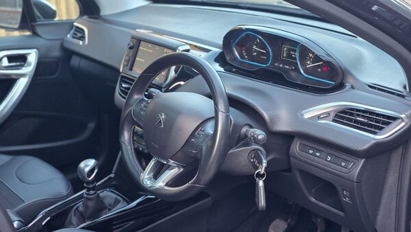 Used Peugeot 2008 2019 for sale - 75664450: Photo 61