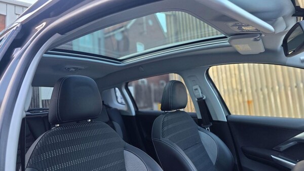 Used Peugeot 2008 2019 for sale - 75664450: Photo 62