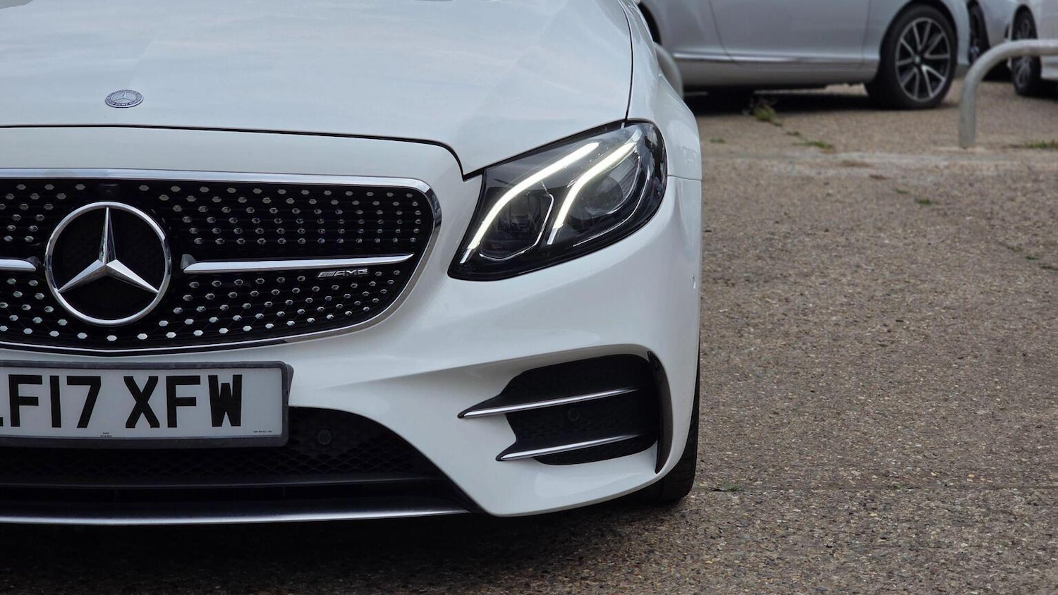 Used Mercedes-Benz E Class 2017 for sale - 76769313: Photo 11