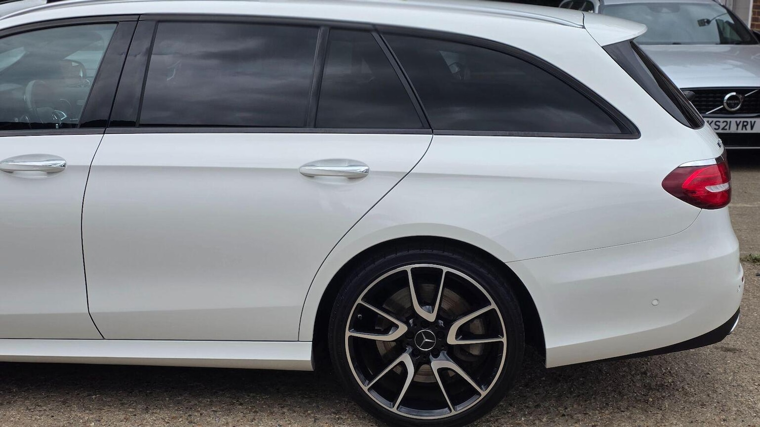 Used Mercedes-Benz E Class 2017 for sale - 76769313: Photo 20