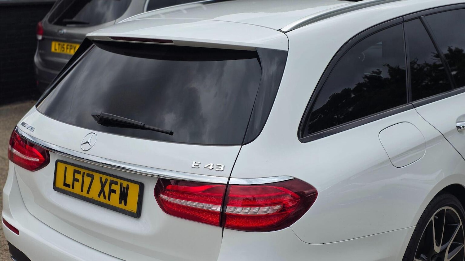 Used Mercedes-Benz E Class 2017 for sale - 76769313: Photo 32