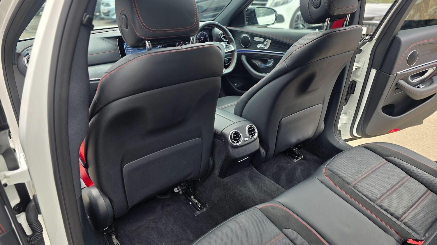 Used Mercedes-Benz E Class 2017 for sale - 76769313: Photo 47