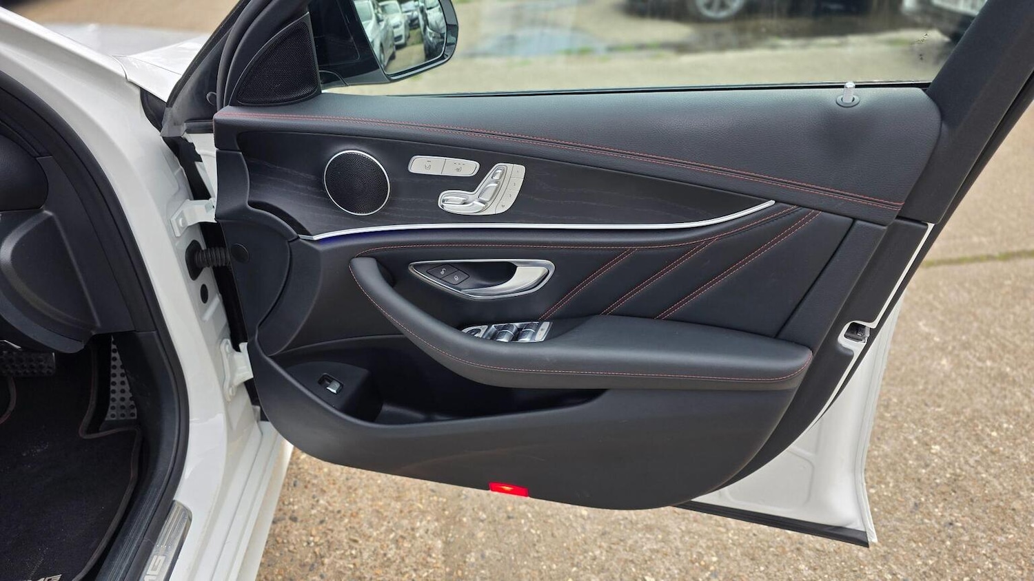 Used Mercedes-Benz E Class 2017 for sale - 76769313: Photo 61