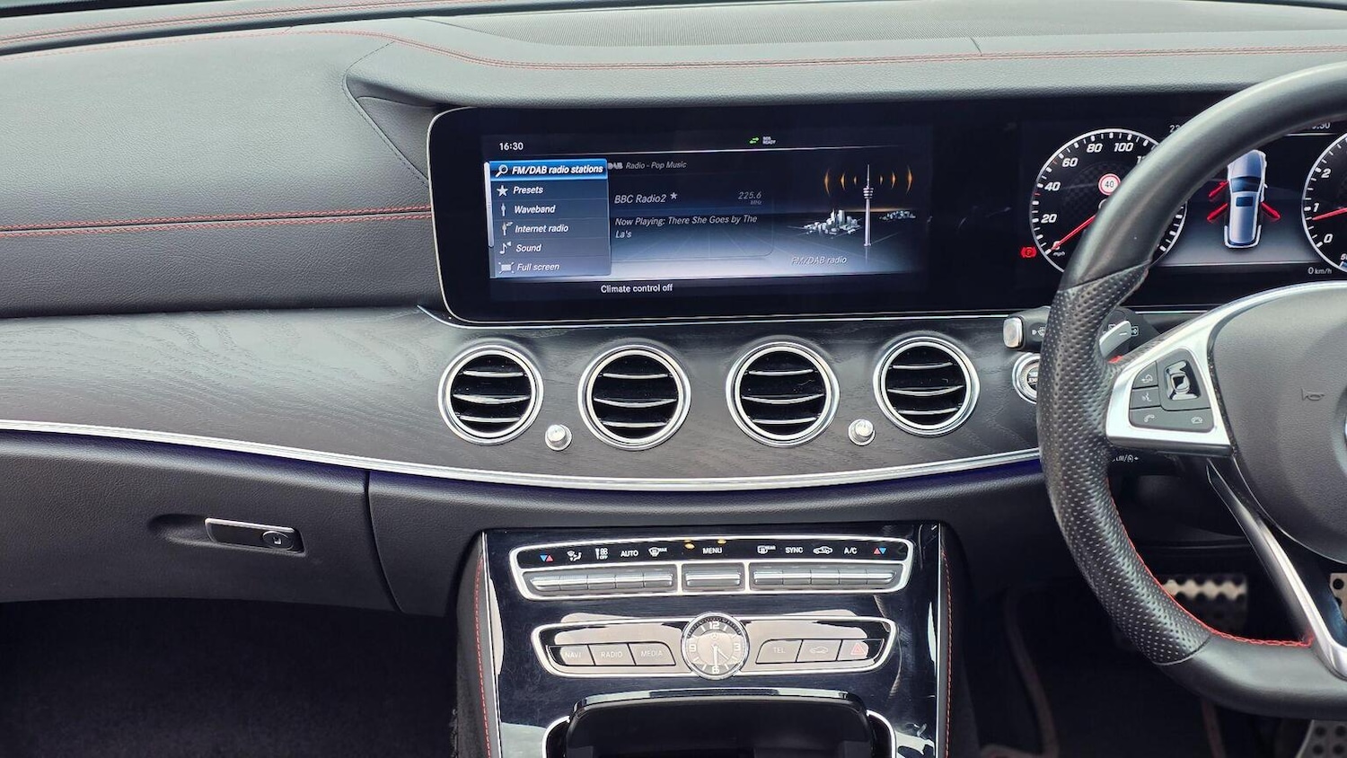 Used Mercedes-Benz E Class 2017 for sale - 76769313: Photo 70