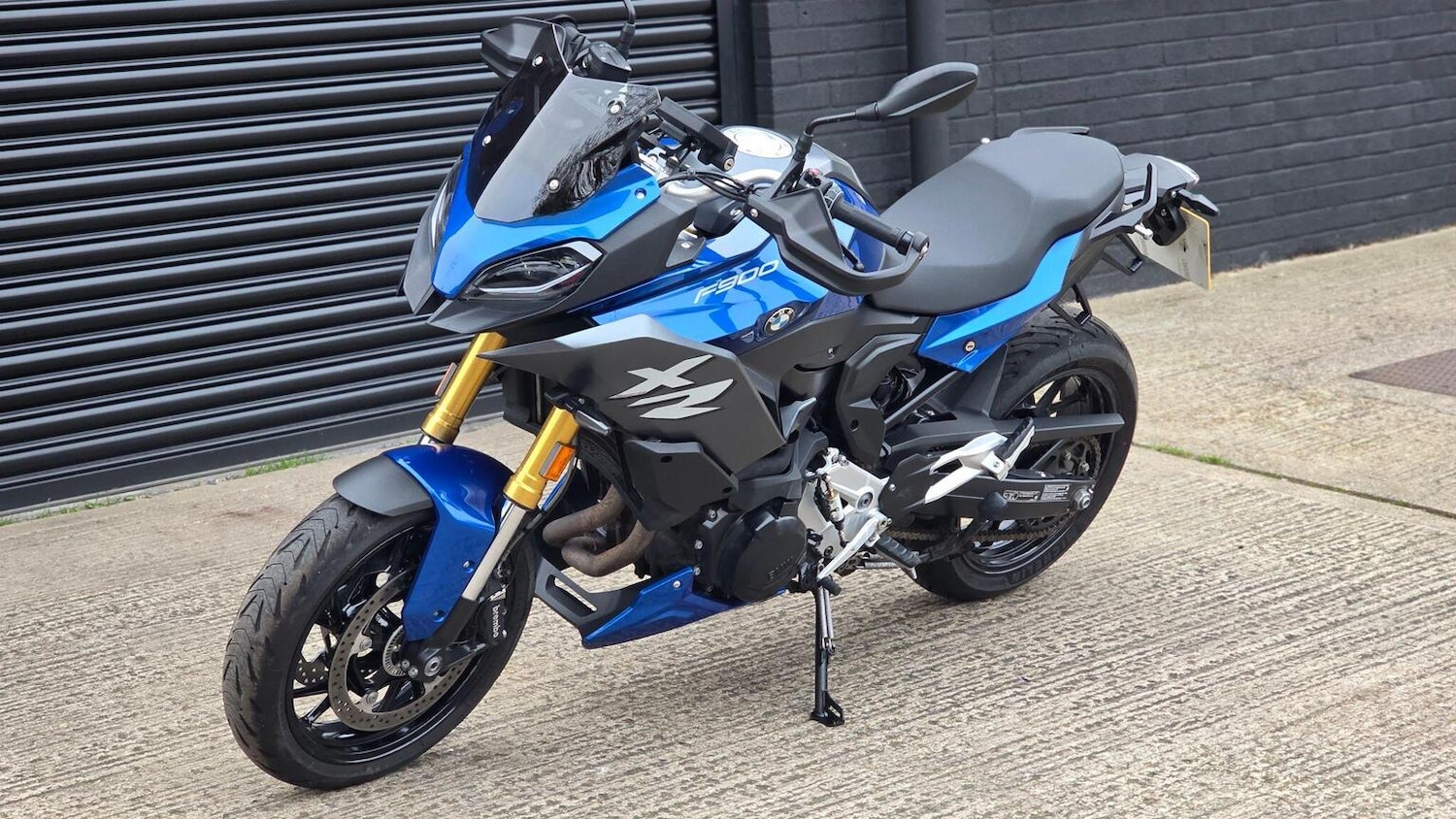 BMW F 900 XR