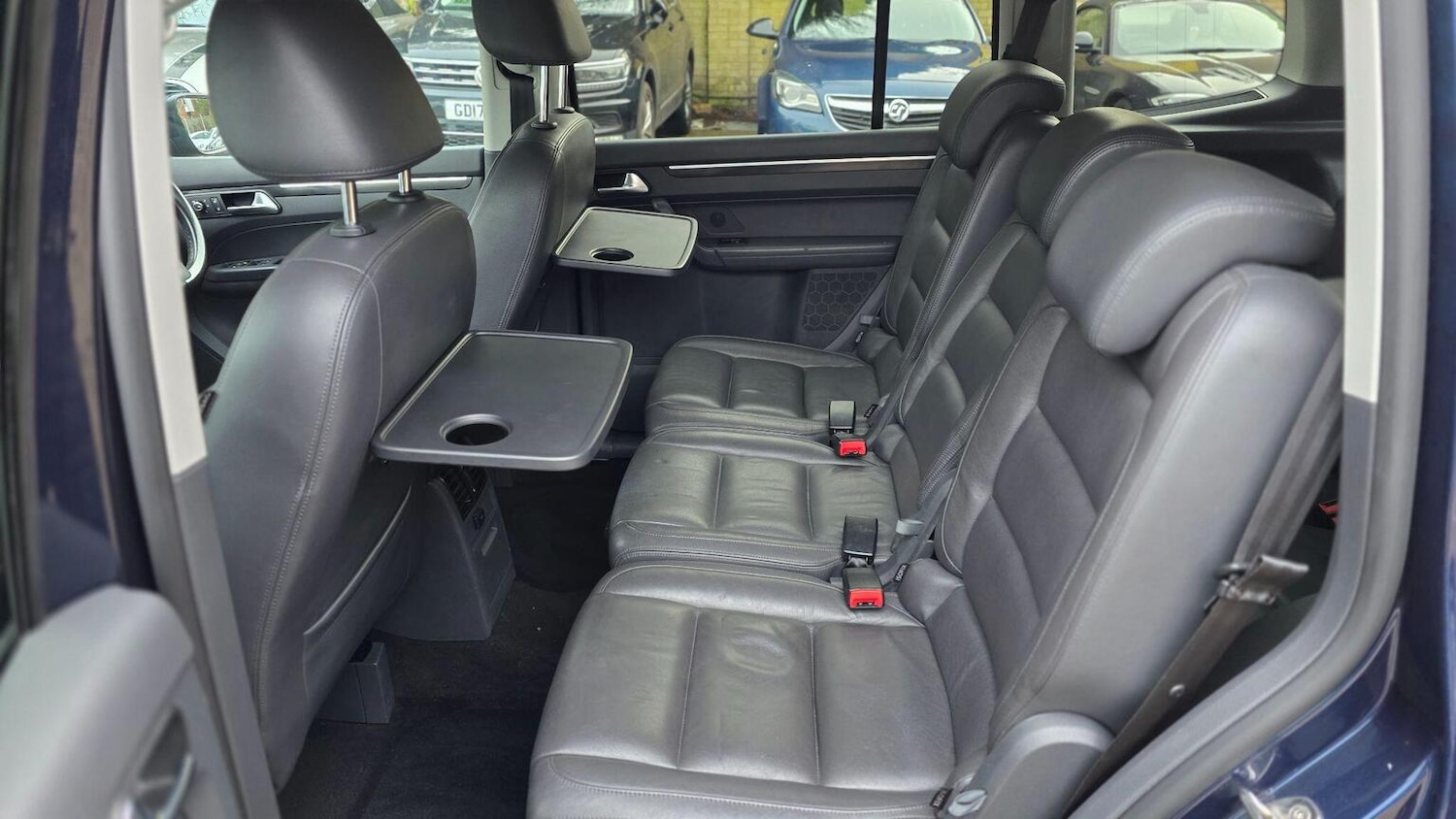 Used Volkswagen Touran 2012 for sale - 77548201: Photo 11