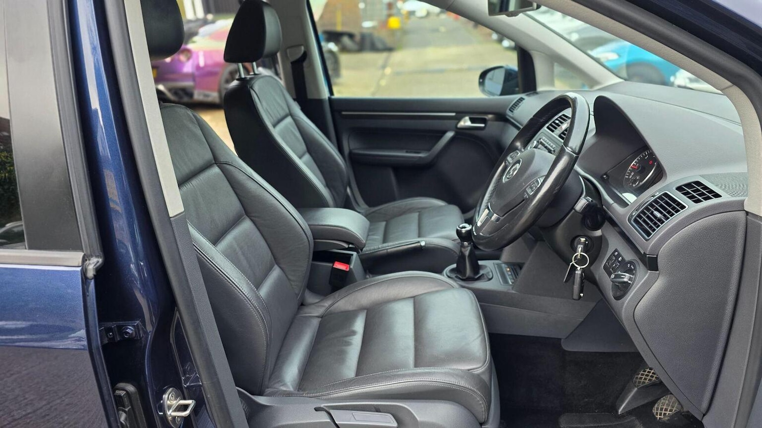 Used Volkswagen Touran 2012 for sale - 77548201: Photo 19