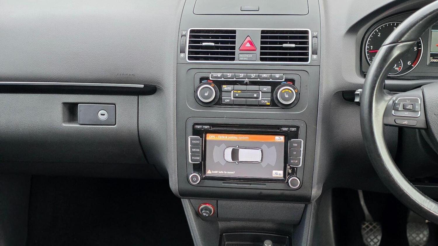 Used Volkswagen Touran 2012 for sale - 77548201: Photo 35