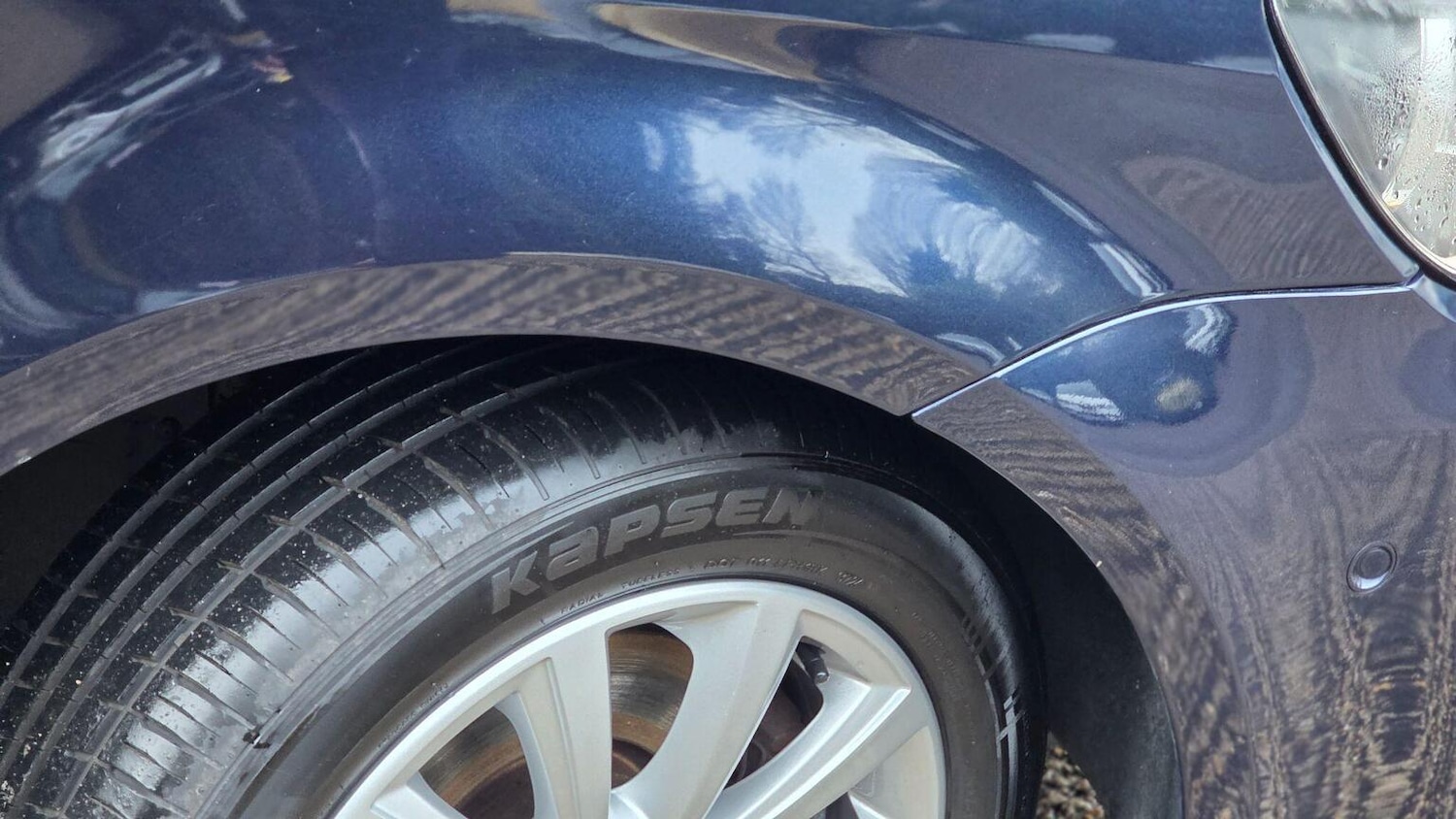 Used Volkswagen Touran 2012 for sale - 77548201: Photo 77